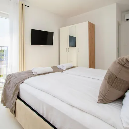 Villa Modern Angelina In - By Istrabook Porec