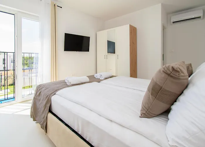 Villa Modern Angelina In - By Istrabook Porec