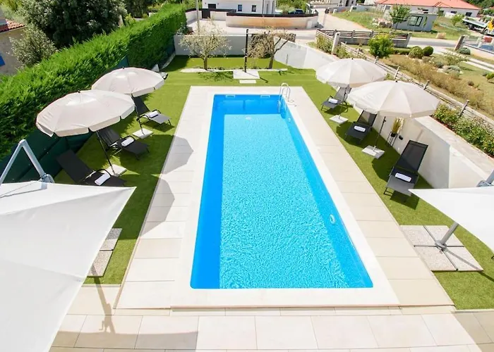 Modern Angelina In - By Istrabook * Porec