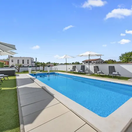Villa Modern Angelina In - By Istrabook Porec